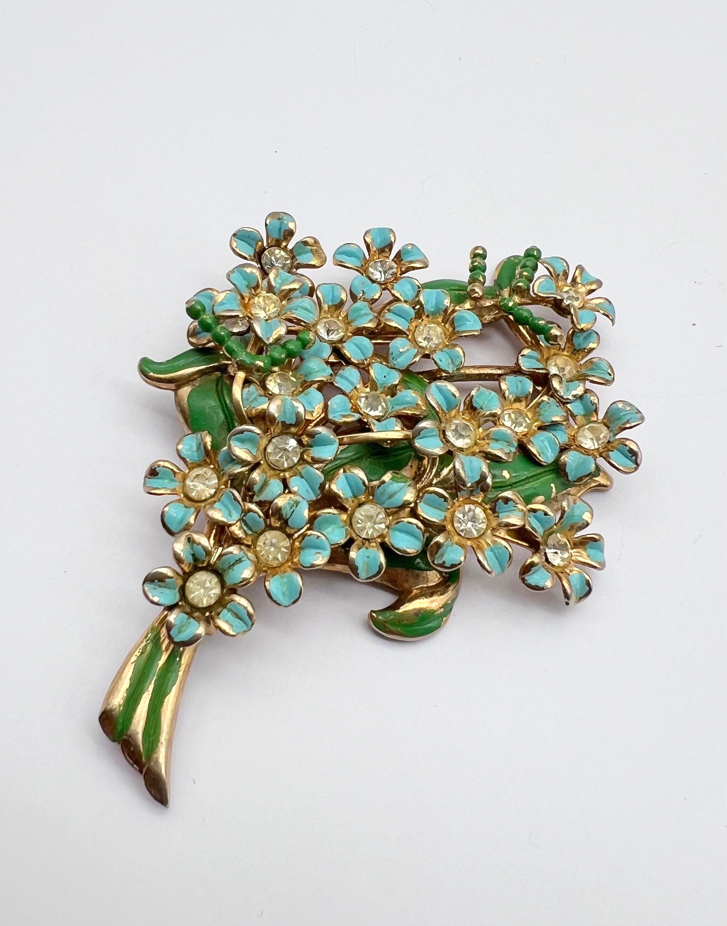 Grande Broche Vintage Artisanale émail Sur Laiton - Motif Floral Muguet Et Myosotis - Diamètre 52mm