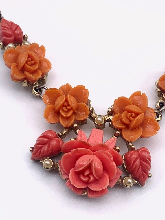 Stunning vtg 1940s Coral Celluloid Rose & tiny pe… - image 4