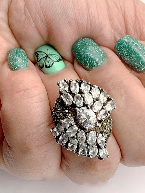 1950s Statement Cocktail Ring large design with s… - image 10