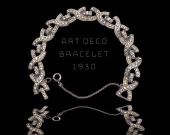 Stunning Art Deco Diamante  bracelet - clear stones set in rhodium plating in an ornate art deco design- Art.354/6