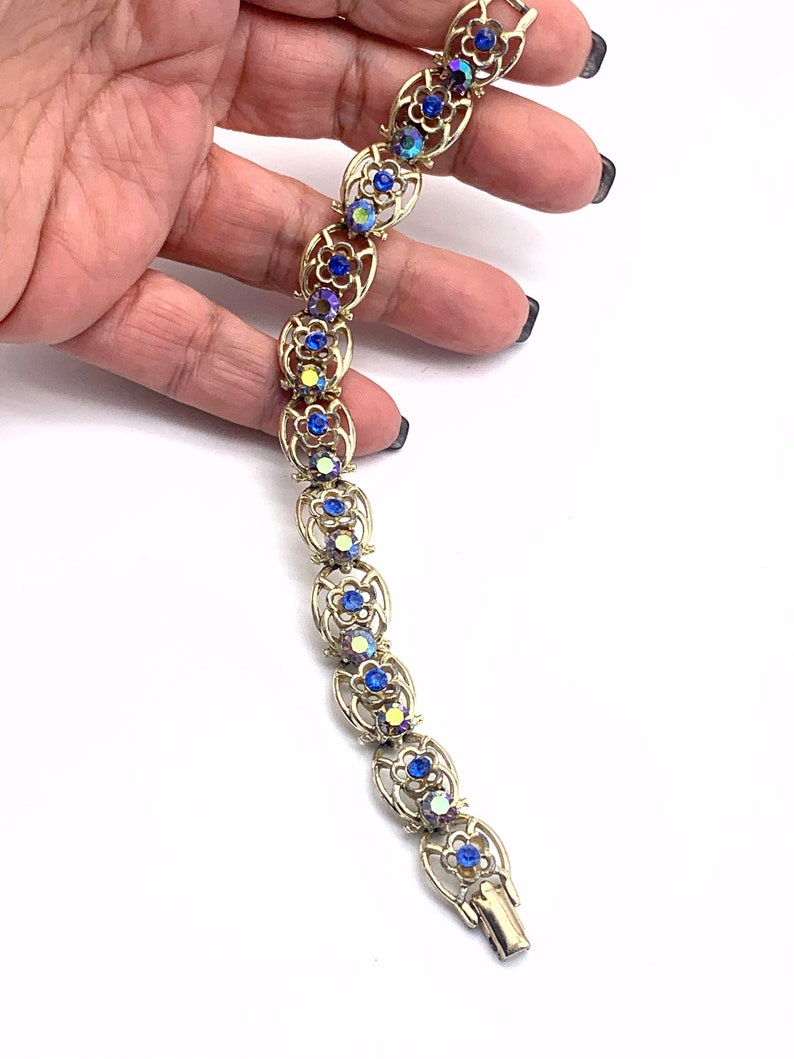 Coro Signed blue & pale blue AB Rhinestone Flower Bracelet beautiful 1950 vintage bracelet in a dazzling flowers design art.548/3 image 6