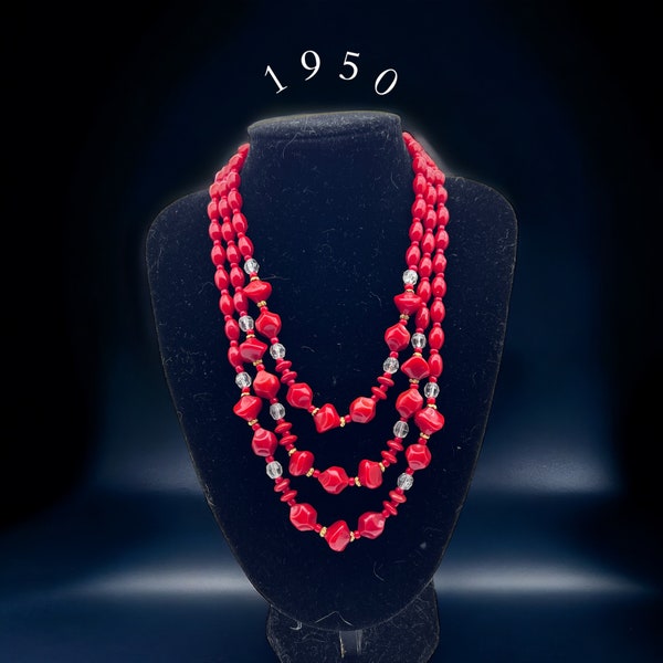 Collier dégradé à trois rangs de perles de verre rouges années 50 - Couleur fantastique et fermoir bijou AB - Art.112/7 -