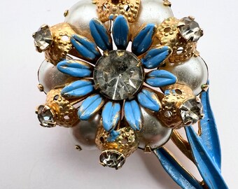 Sweet 1940 Figural Blue Sky Flower Brooch, Charming Pin With