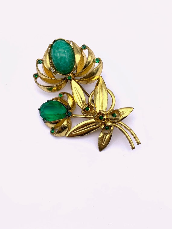 Signed Czechoslovakia Antique Gold Finish Green Crystals Flower