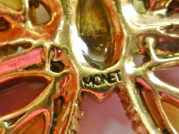 Vintage Signed Monet Jeweled Gold Tone Butterfly … - image 9