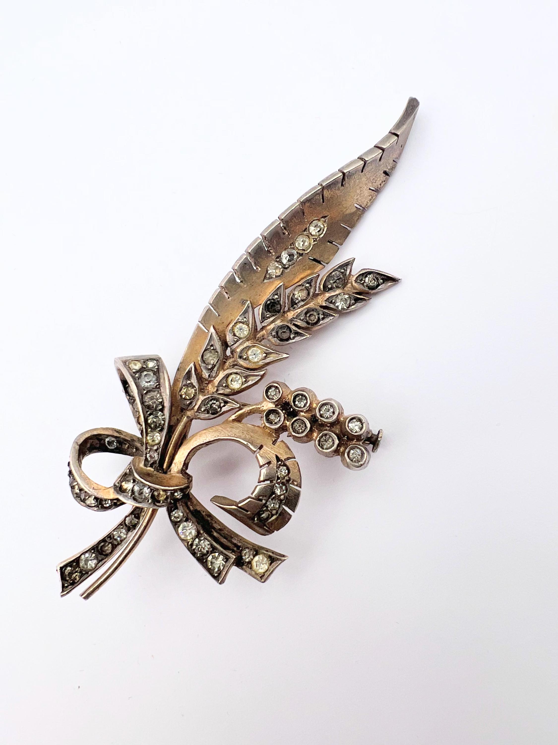 【たいへん希少美品☆彡】 アンティークブローチ ペーストガラス フランス 英国 Victorian ペーストストーンのラウンド型/アンティークブローチ