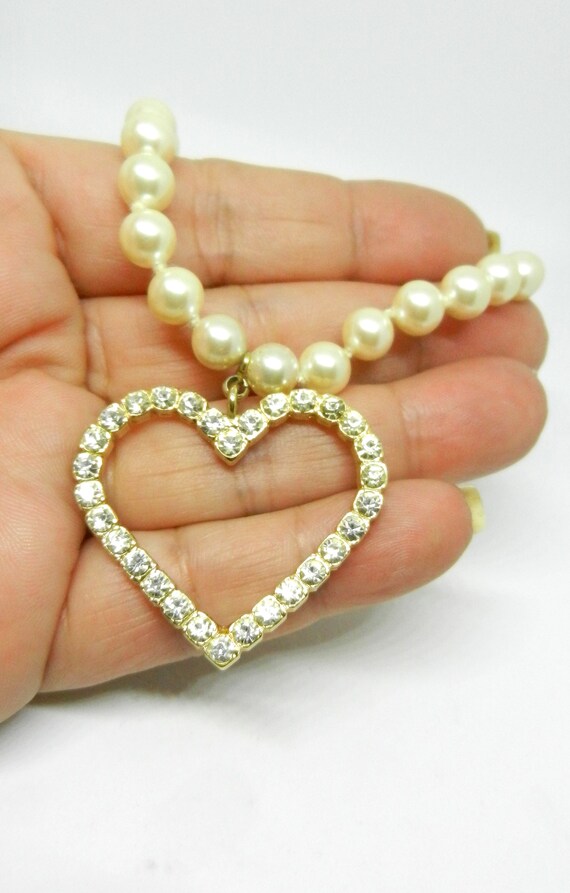 Adorable and super romantic  one strand simulated… - image 6