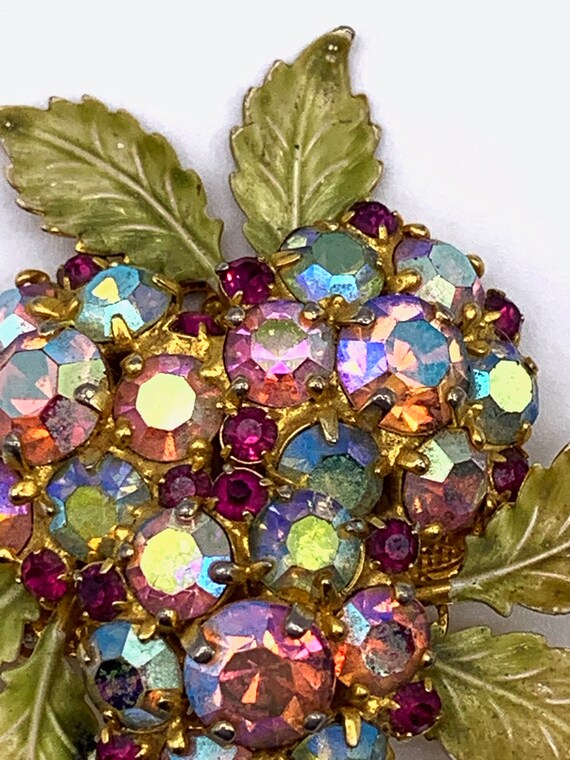 1950 Gorgeous dazzling flowers brooch-hydrangea rainb… - Gem