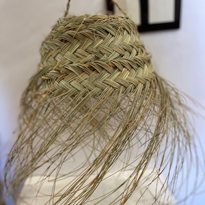 Natural Palm Leaf Pendant Lampshade – Handmade Moroccan Hanging Light – Boho Woven Lighting