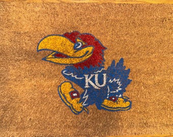Felpudo deportivo de Kansas pintado a mano