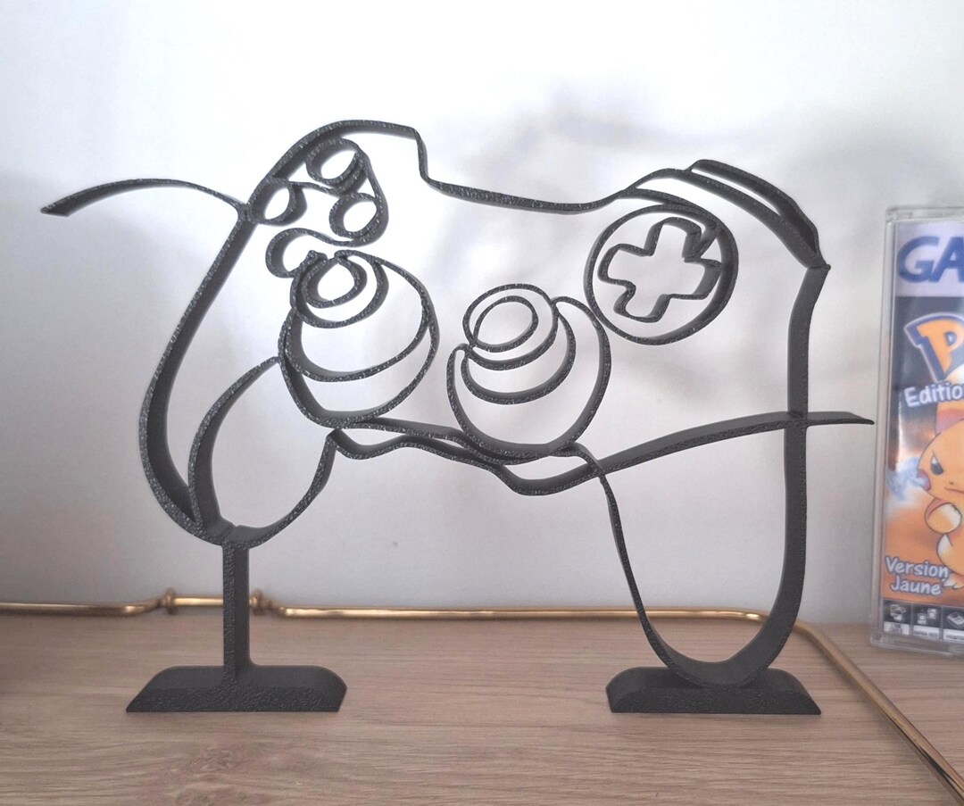 Continuous Wire Gamer Sculpture – Playstation Controller – Black 3D ...
