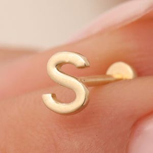 14K Solid Gold Letter Piercing – Personalized Initial Alphabet Stud Earring