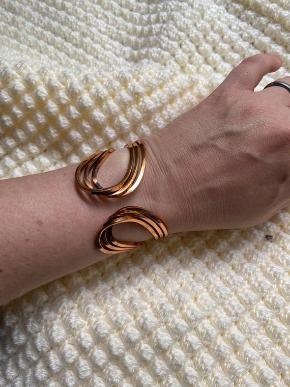 Vintage Signed RENOIR Copper Clamp Bracelet and C… - image 5