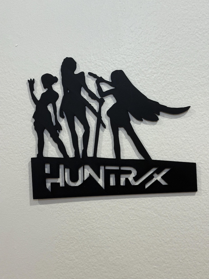 KPOP Demon Hunters – Huntrix Trio - Decorazione murale stampabile per