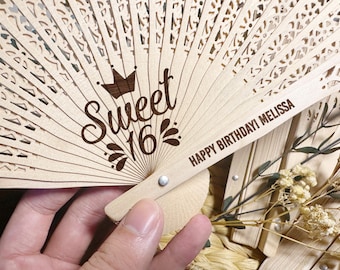 Personalized Quinceanera Fan Favors, Bulk Custom Folding Handheld Fans for Mis Quince, Engraved Wooden Hand Fans, Unique Sweet 16 Party Gift