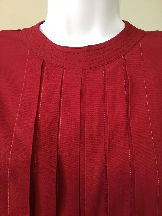40’s burgundy short sleeve blouse. - image 6