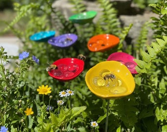 Stazione di abbeveraggio per api da giardino – Ciotola d'acqua per insetti, ideale per attirare gli impollinatori.