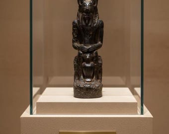 古代エジプトのアヌビス神によるファラオのミイラ防腐処理像、古代