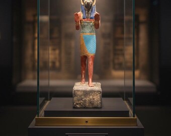 古代エジプトのアヌビス神によるファラオのミイラ防腐処理像、古代