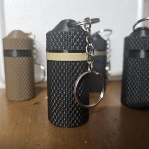 Schlüsselanhänger Pille/Vorratsflasche