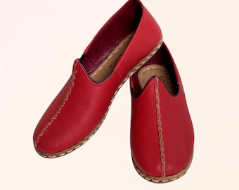 Zapatos descalzos de cuero rojo, mocasines turcos yemeníes hechos a mano