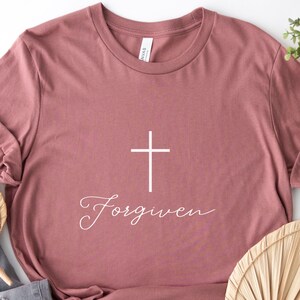 Christian Shirt; Love Like Jesus Shirt, Inspirational Shirt, Christian Shirt, Religious Mom Shirt, Christian Apparel Gift, Shirt for Women