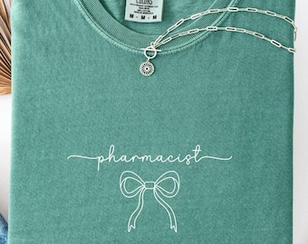 Pharmacist Shirt, Pharmacist Gift, New Pharmacist, Pharmacist Bow Shirt, Pharmacist Graduation; Pharmacist Tee, Pharmacy Gift for Pharmacist