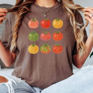 Tomato Tshirt, Cute Whimsical Tomato Garden Print Tee, Vegetable Garden Gift, Tomato Girl Aesthetic Cottagecore Vegetable Fruit Vegan Gifts