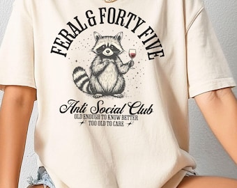Comfort Colors Feral & forty five 45th Birthday Shirt, 45th Birthday Gifts for Women, forty fifth Birthday Party T-Shirt, 1975 T-Shirt