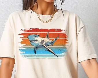 Hammerhead Shark T-Shirt; Hammerhead Tshirt; Shark Shirt; Ocean Inspired Style; Hammerhead Articulating; Shark Week; Ocean Nature Shirt