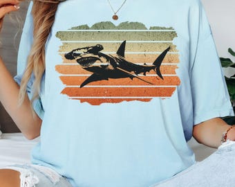 Hammerhead Shark T-Shirt; Hammerhead Tshirt; Shark Shirt; Ocean Inspired Style; Hammerhead Articulating; Shark Week; Ocean Nature Shirt