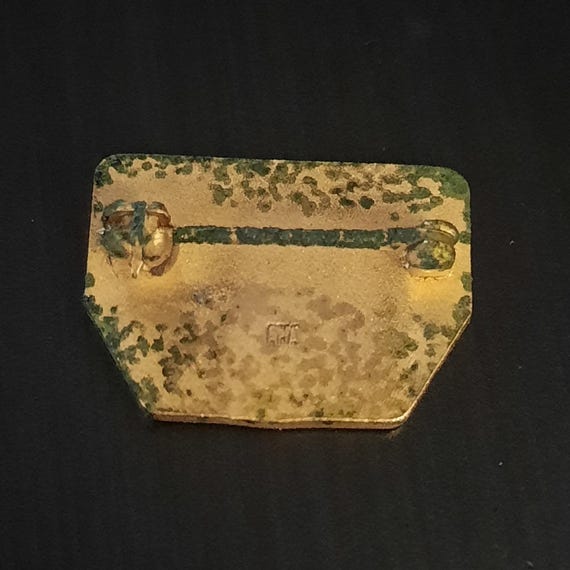 Fairmont Community Hospital Foundation 15yr Employee Lapel Pin View 3
