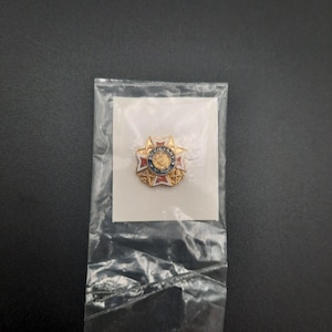 Vintage VFW Auxiliary Pin Red White Blue Patriotic Cross Gold Tone Lapel