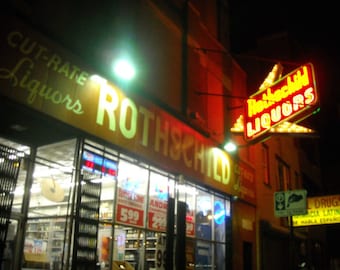 Chicago Photography: Vintage Neon Liquor Store Photo Print (5x7)