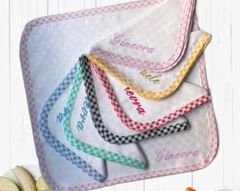 Set 5 tovaglioli asilo personalizzati – Tovaglioli scuola materna in cotone – Nome ricamato – Confezione unico colore