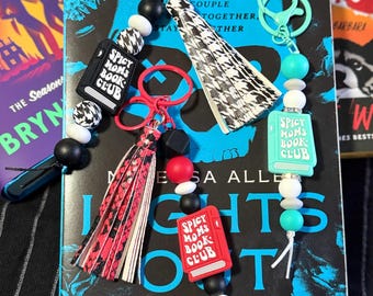Bookish Silicone Bead Keychain | Reader Gift | Book Lover Keychain | Booktok Accessory | Kindle Charm | Bibliophile Gift | Spicy Mom