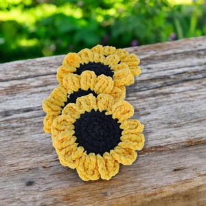 Charming crochet sunflower coaster, crochet sunflower, crochet home decor, crochet coaster, pack of 4