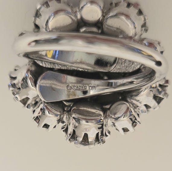 Sarah Coventry statement ring - image 3