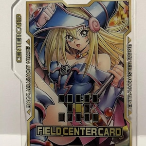 Carta intermedia de Yu-Gi-Oh Chica Maga Oscura / Chica Maga Oscura Nueva