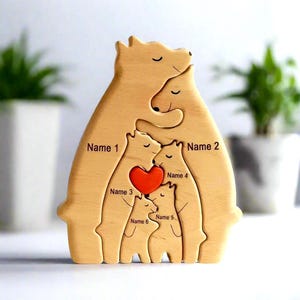 Family of 6 Gift, Parents with 4 Kids, Mom Dad 4 Children, Wooden Bear Family Figurine  2-10 Members, Family Gift for Parents, Grandparents