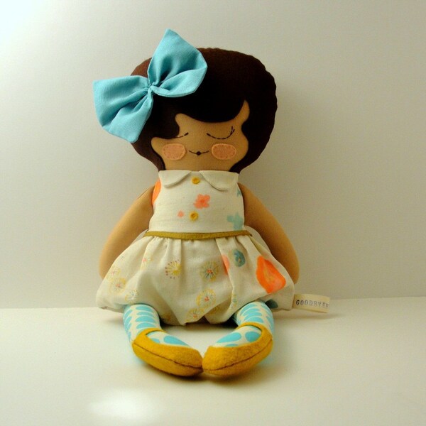 Flora - handmade cloth doll with linen bow