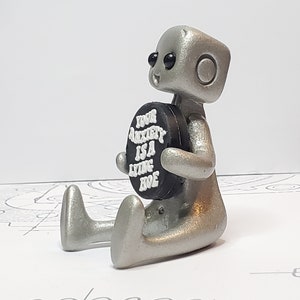Mental Health Gift Robot Figurine – Your Anxiety Is A Lying Hoe Reminder Desk Buddy – Desk Decor – Handmade image 6