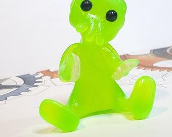 Cthulhu Loves You Robot Figure Resin Art Toy Kawaii Desk Friend Gift