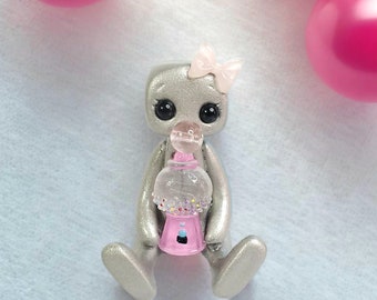 Bubble Gum Machine Robot Figurine Resin Art Toy Figure Kawaii Desk Friend Gift