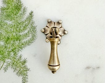 Vintage Style Brass Teardrop Dresser Pull - 2.5" Length