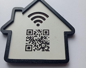 Gepersonaliseerde houten QR-codebord met wifi: gegraveerde kantoor-/Airbnb-plaquette, huisvorm