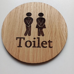 Engraved Oak Veneer Toilet Sign: Rustic Bathroom Decor (10x10 cm)