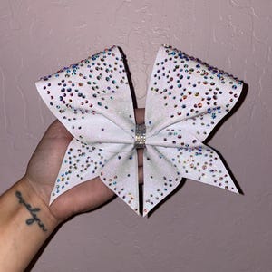 Lazo de alegría disperso de dos tamaños: elige tu base y color