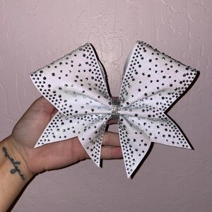 Lazo de porristas con doble borde y luz dispersa: elige tu base y color * Descuento de equipo disponible *