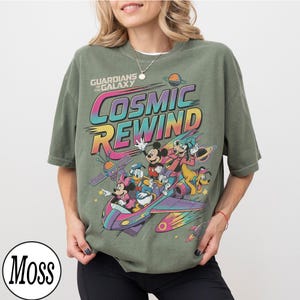 Retro 80-tals Guardians of the Galaxy Cosmic Rewind-tröja, Musse Pigg och vänner Disney Ride-tröja, matchande familjetröjor med Walt Disney World-resa 2026 Moss/Military Green